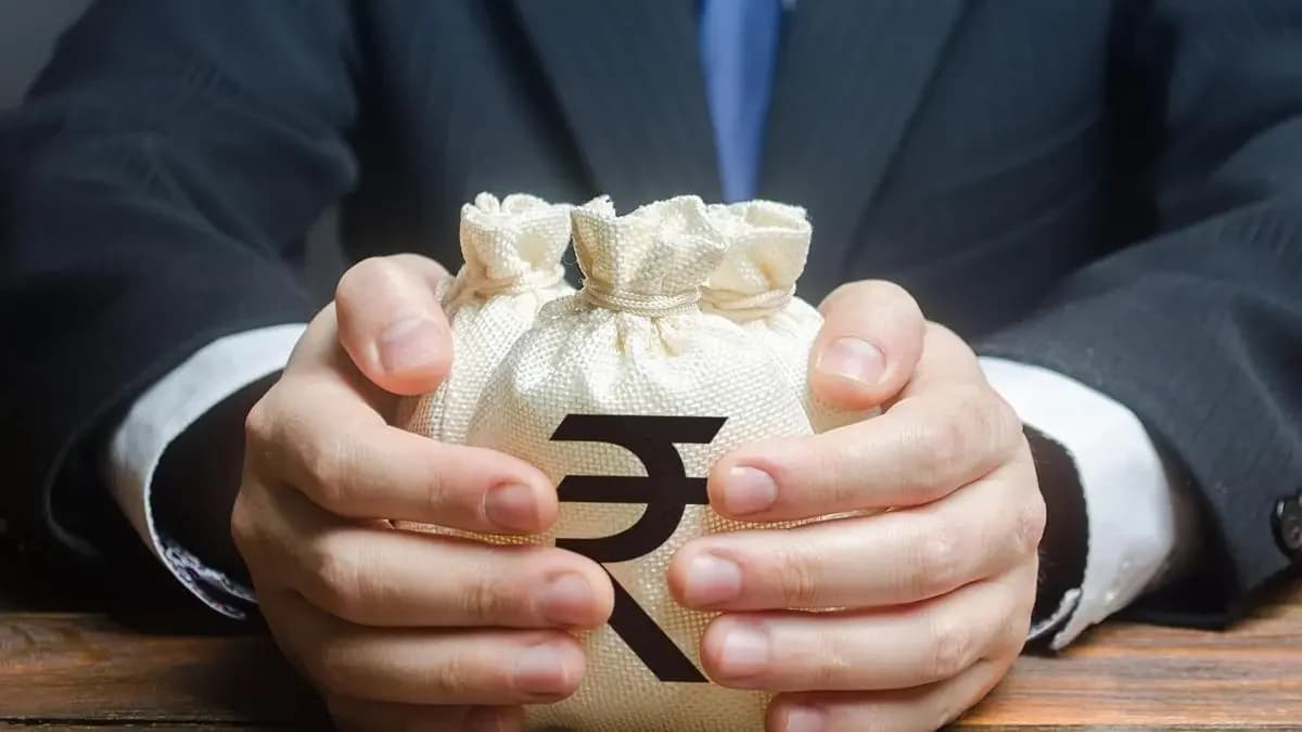 Fitch: High foreign ownership positive for Indian banks amid global risks