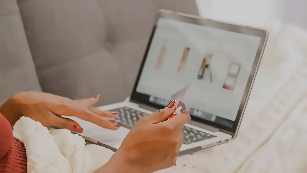 Flipkart Leads E-commerce Complaints with 1.33 Lakh Cases in 2025