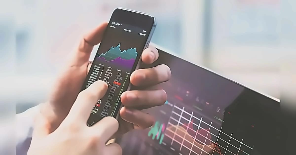 FOMO in Investing: 10 Warning Signs to Avoid Emotional Decisions
