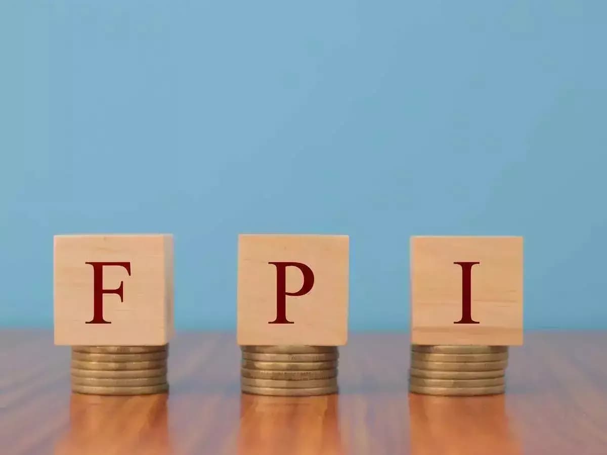 FPIs Show Caution Despite Cash Buying as Derivatives Signal Wariness