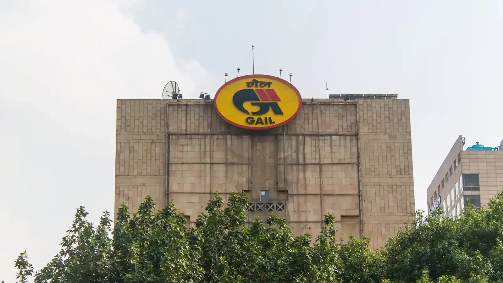 GAIL Q2 profit surges 18% to ₹2,217 cr, announces Konkan LNG merger