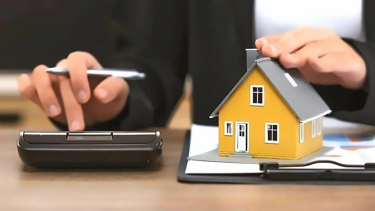 Gen Z home loan borrowers surge 86% as India's home-buying age drops