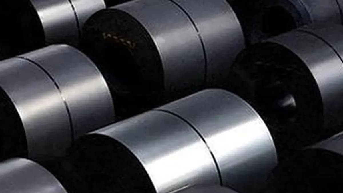 Global Steel Output Falls 1.9% in April; India Grows 3.9%