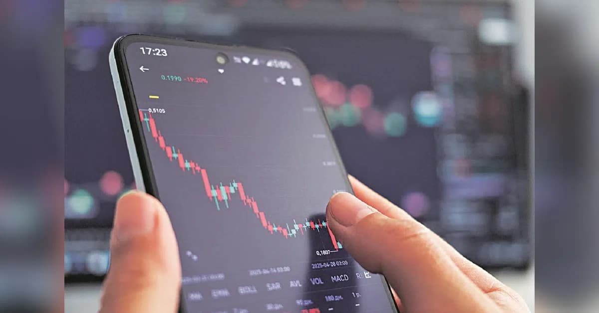 Oil falls 2% as Trump pauses Iran attack, stocks mixed globally