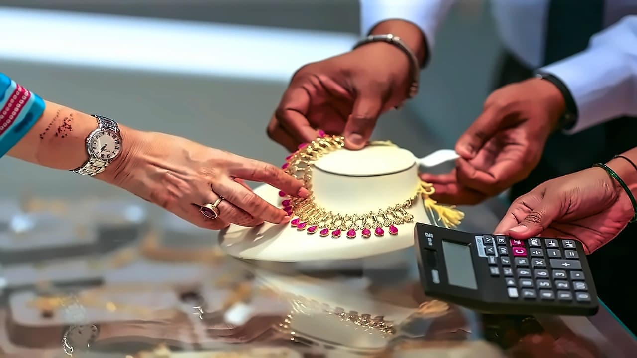 Gold prices rise 1% as Treasury yields ease, India demand drops 50%
