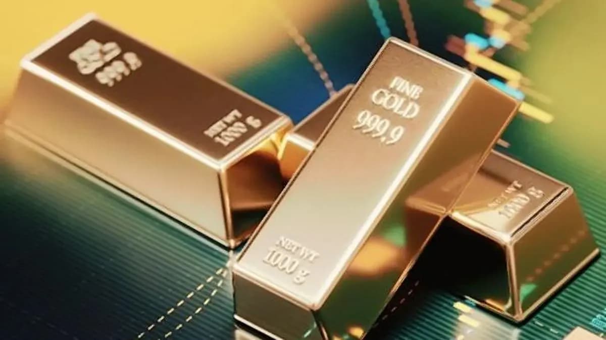 Gold ETF inflows turn negative after two-week positive streak