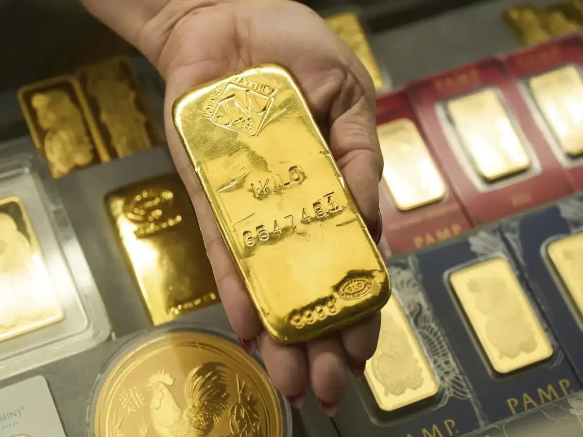 Gold rises ₹1,616/10g on MCX; silver up ₹1,056/kg ahead of festive season