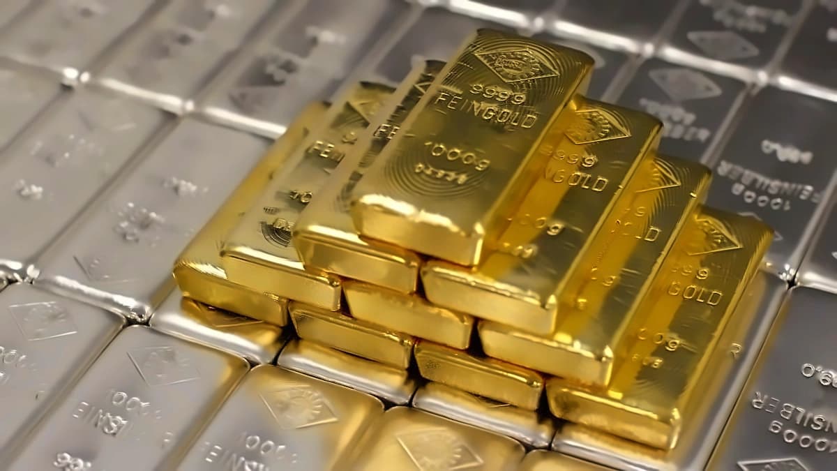 Gold hits 6-week low, silver plunges 6% on Fed rate concerns