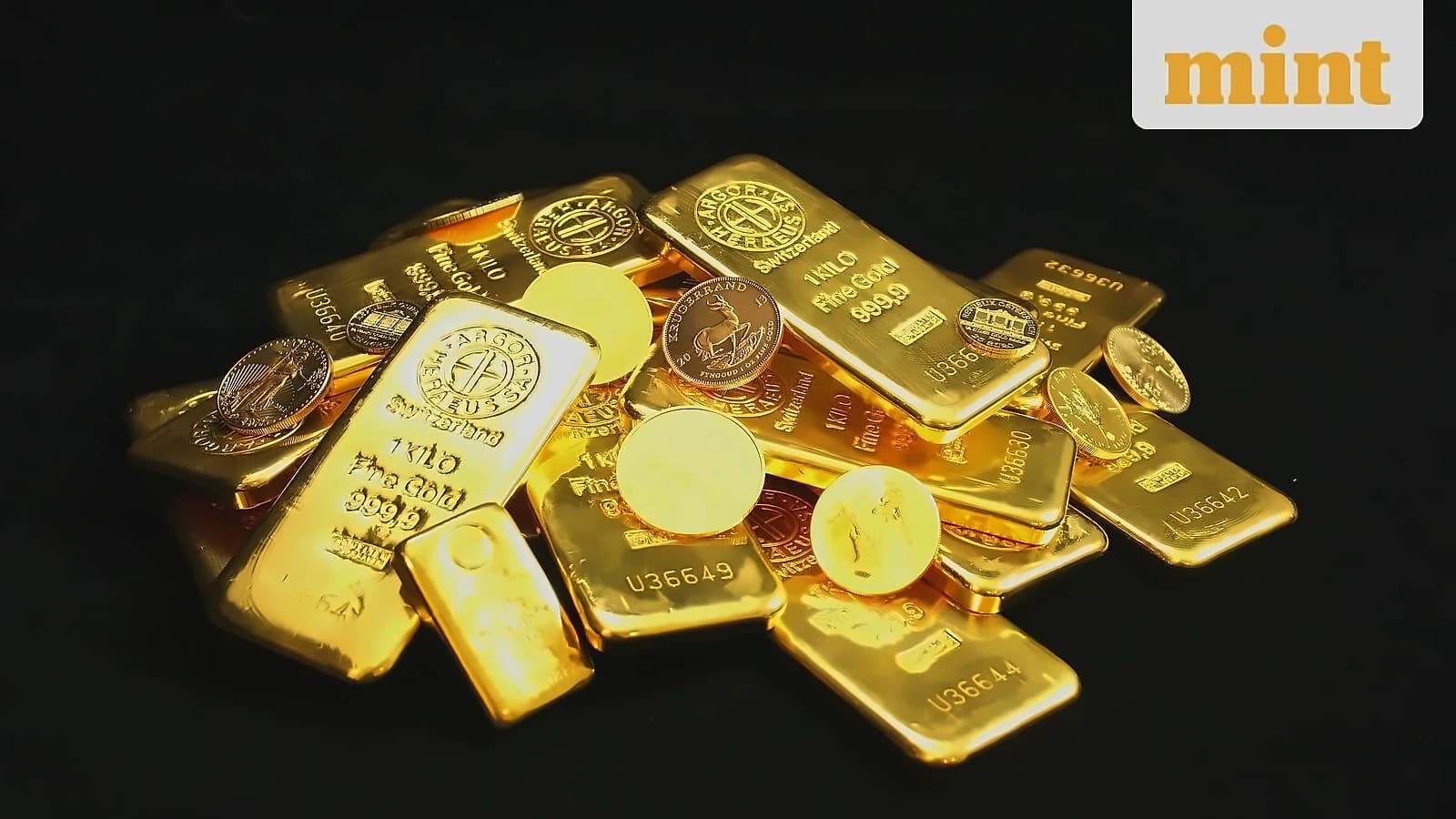 Gold retreats from 2-week high as dollar firms, JPMorgan eyes Q4 rebound