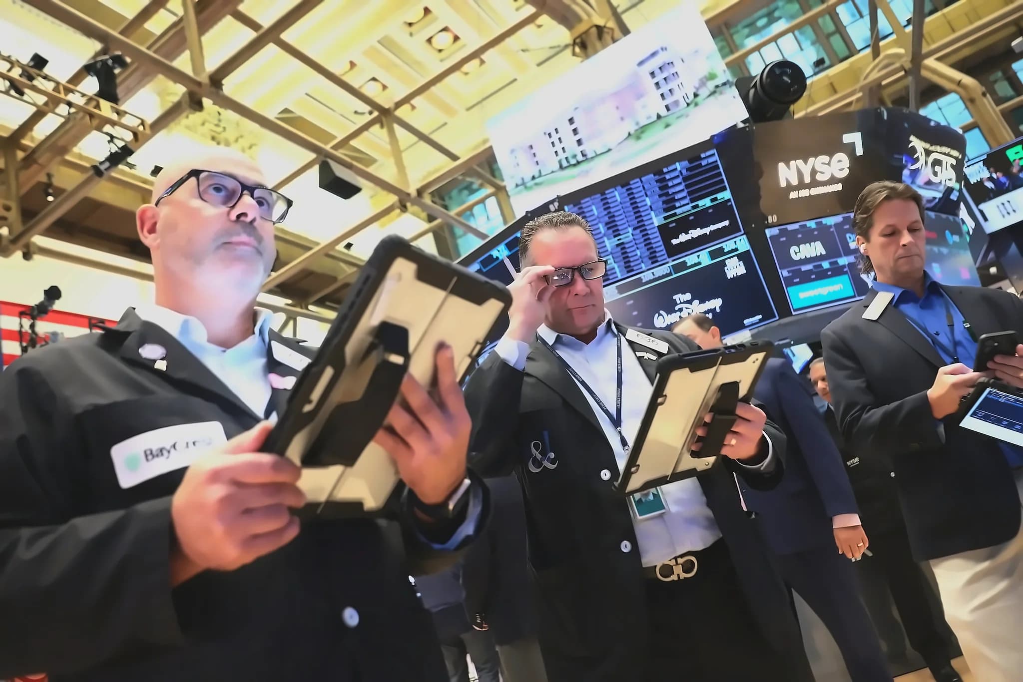 Goldman Sachs Cuts Korea Target 25% Amid AI Sentiment Weakness