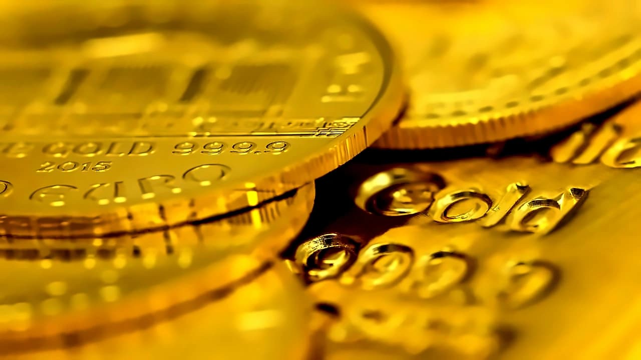 Gold Hits $4,183 as October Fed Rate Hike Prospects Fade Further