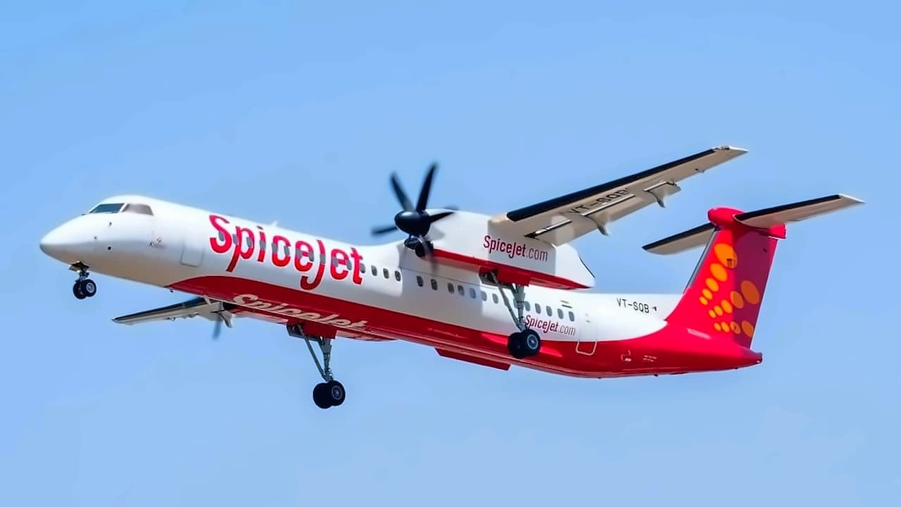 SpiceJet Faces 24+ Hour Flight Delays as Govt Monitors Crisis