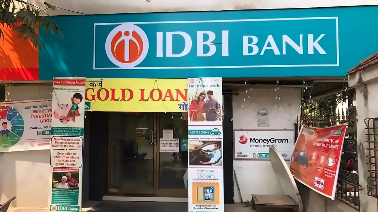 Govt Invites Fresh Bids for IDBI Bank Sale, Targets FY27 Closure