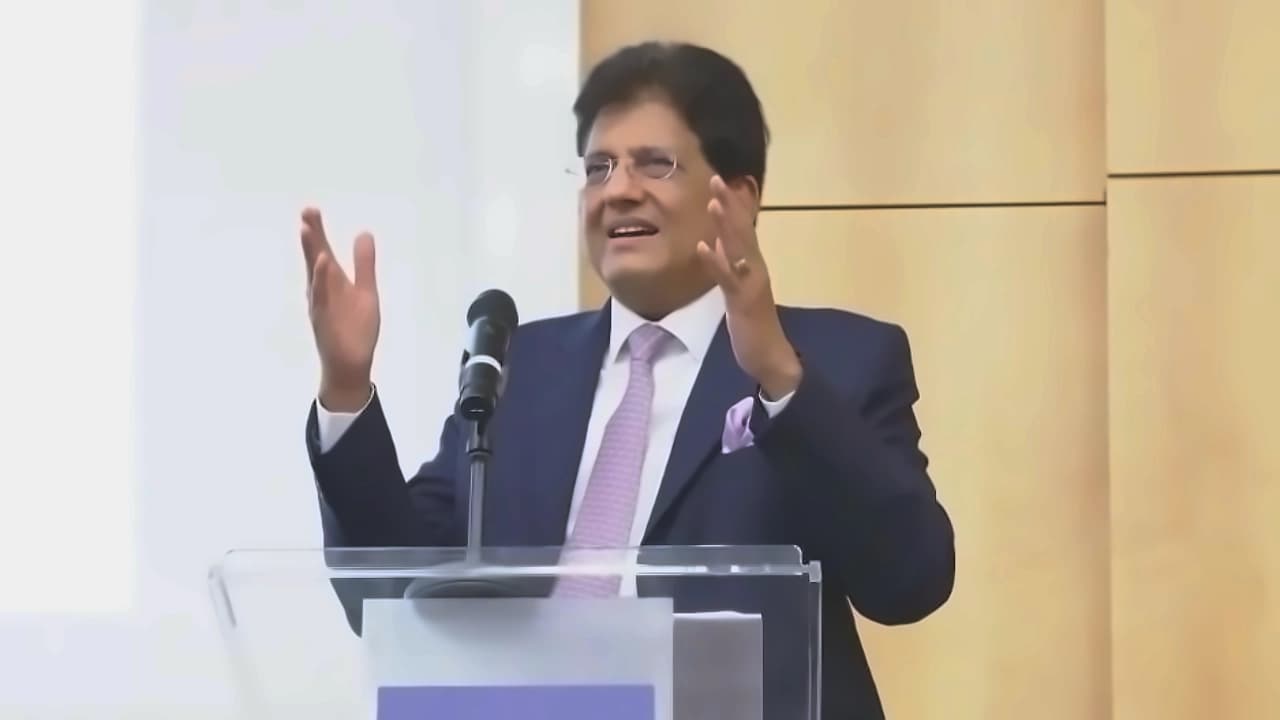 Goyal confirms $1 trillion export target, projects 17% merchandise growth