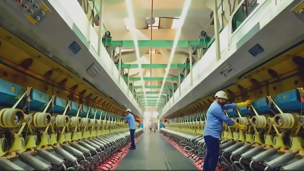 Grasim Industries gains 1.57% as board approves ₹3,094 cr lyocell expansion