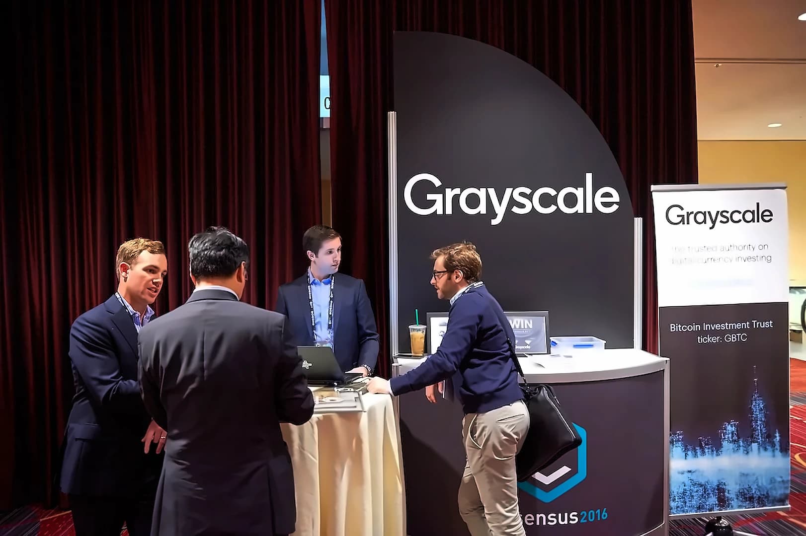 Grayscale CFO Steps Down After 7 Years, Names Interim Leaders