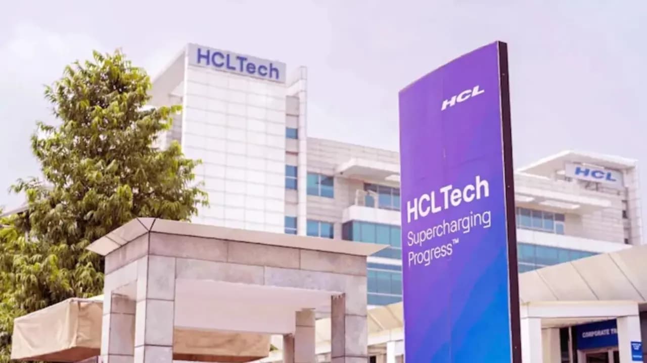 HCLTech Employees Chant 'We Want Hike' During CEO's Anniversary Speech