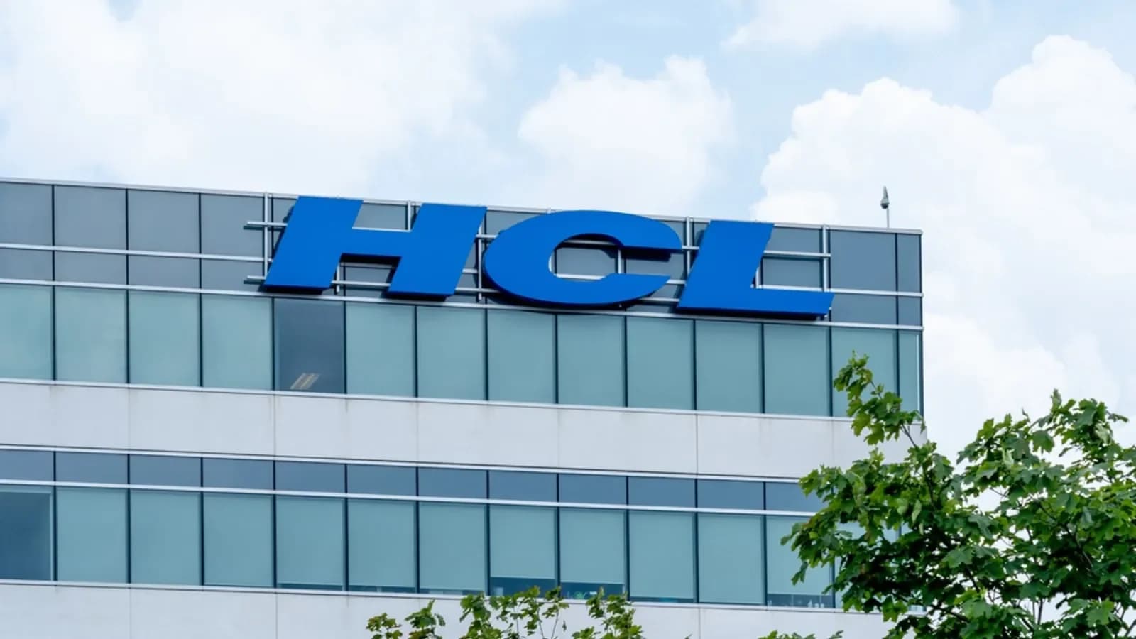 HCLTech shares rise 2.5% on Odisha tech center expansion plan