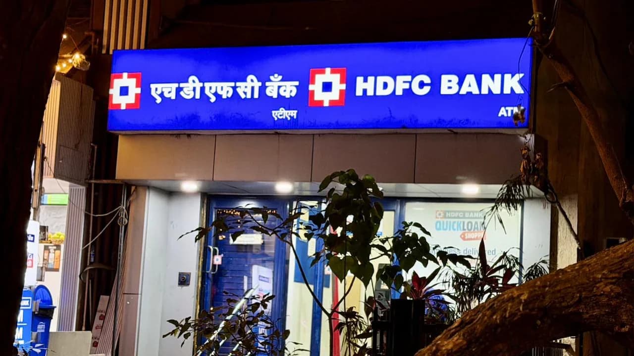 HDFC Bank Price-to-Book Ratio Hits 1.81, Near Post-Merger Low