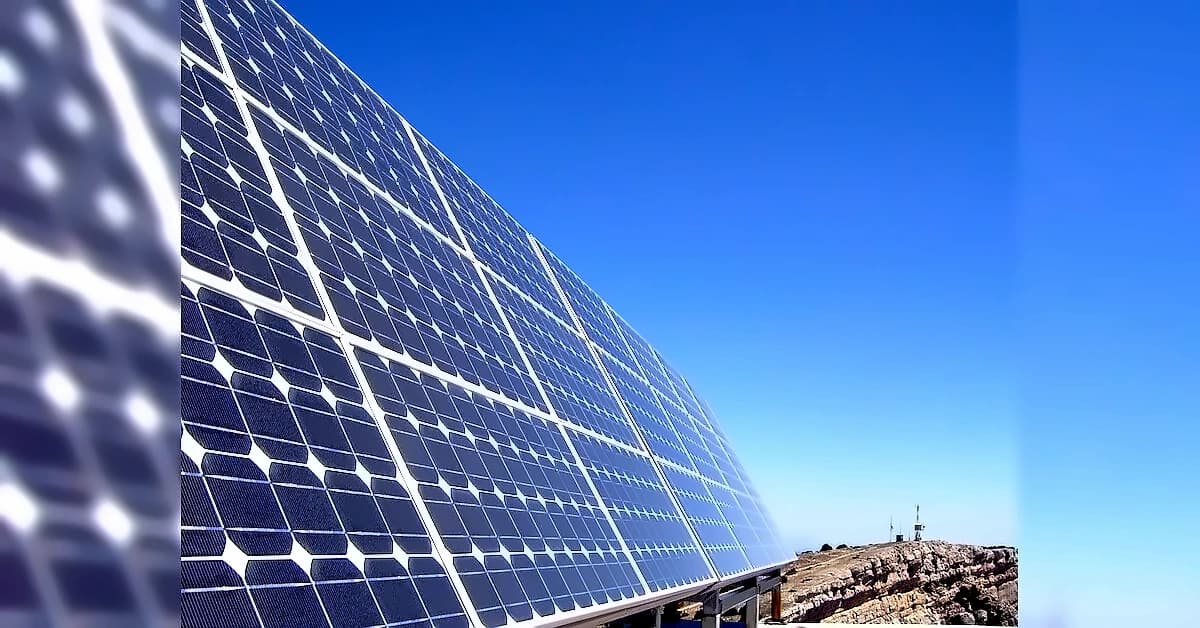 Hindustan Power closes ₹1,135 cr financing for 300 MW UP solar project