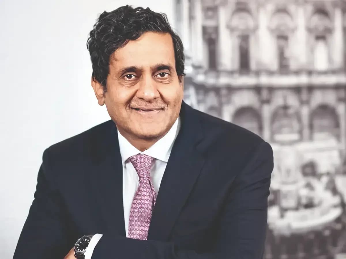 IIFL Finance plans ₹2,500-5,000 cr stake sale amid Fairfax exit