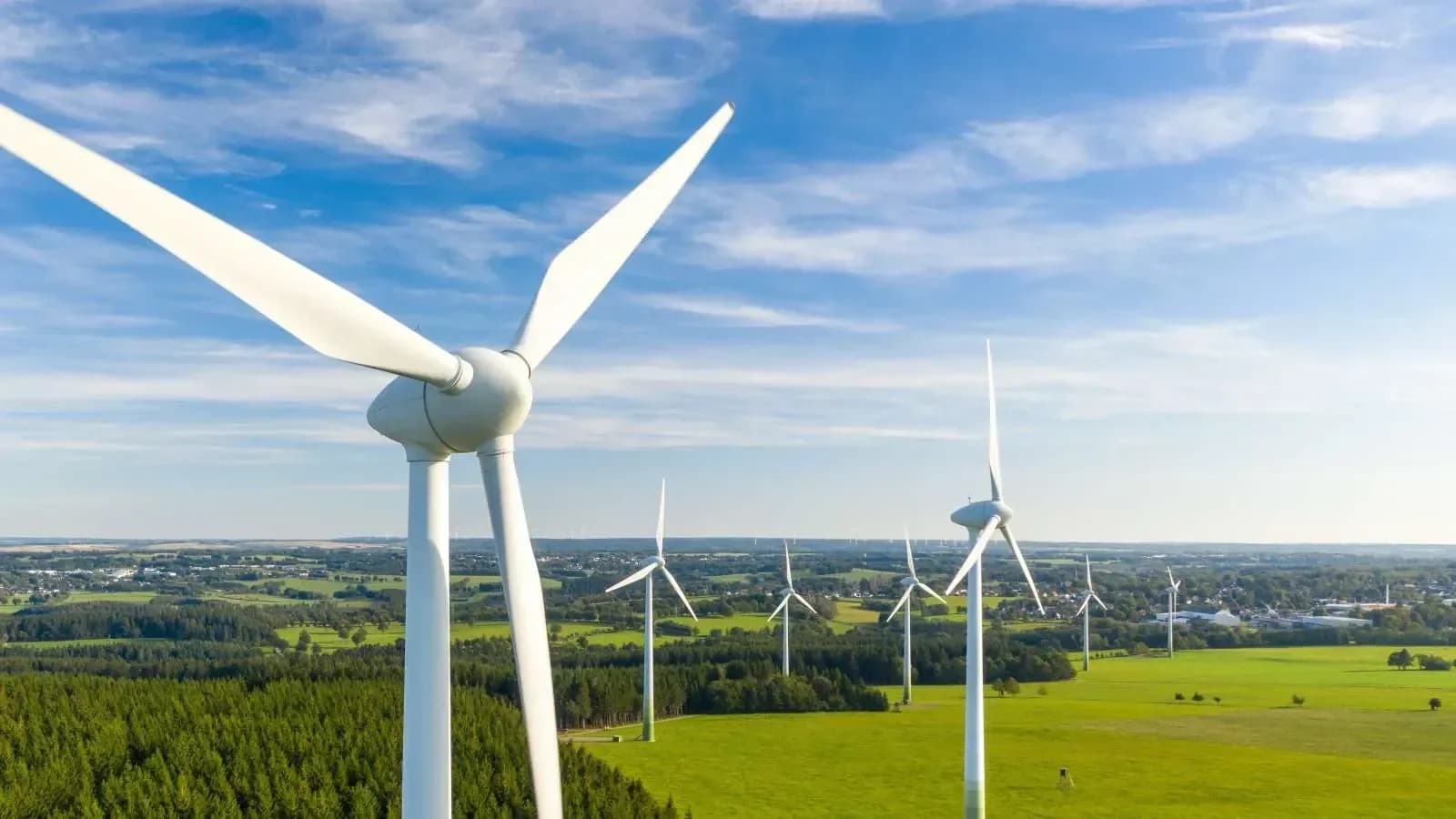 India adds record 6.05 GW wind capacity in FY26, total crosses 56 GW