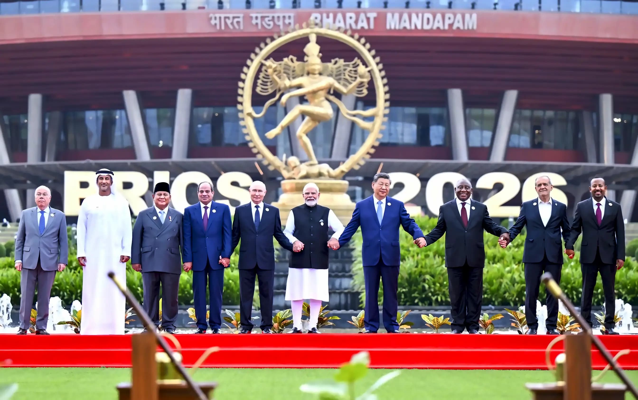 BRICS abandons common currency plan, focuses on payment integration