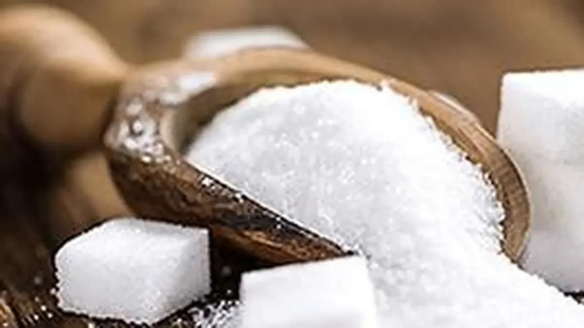 India releases 1.4 mn tonnes sugar quota to cool prices ahead of Diwali