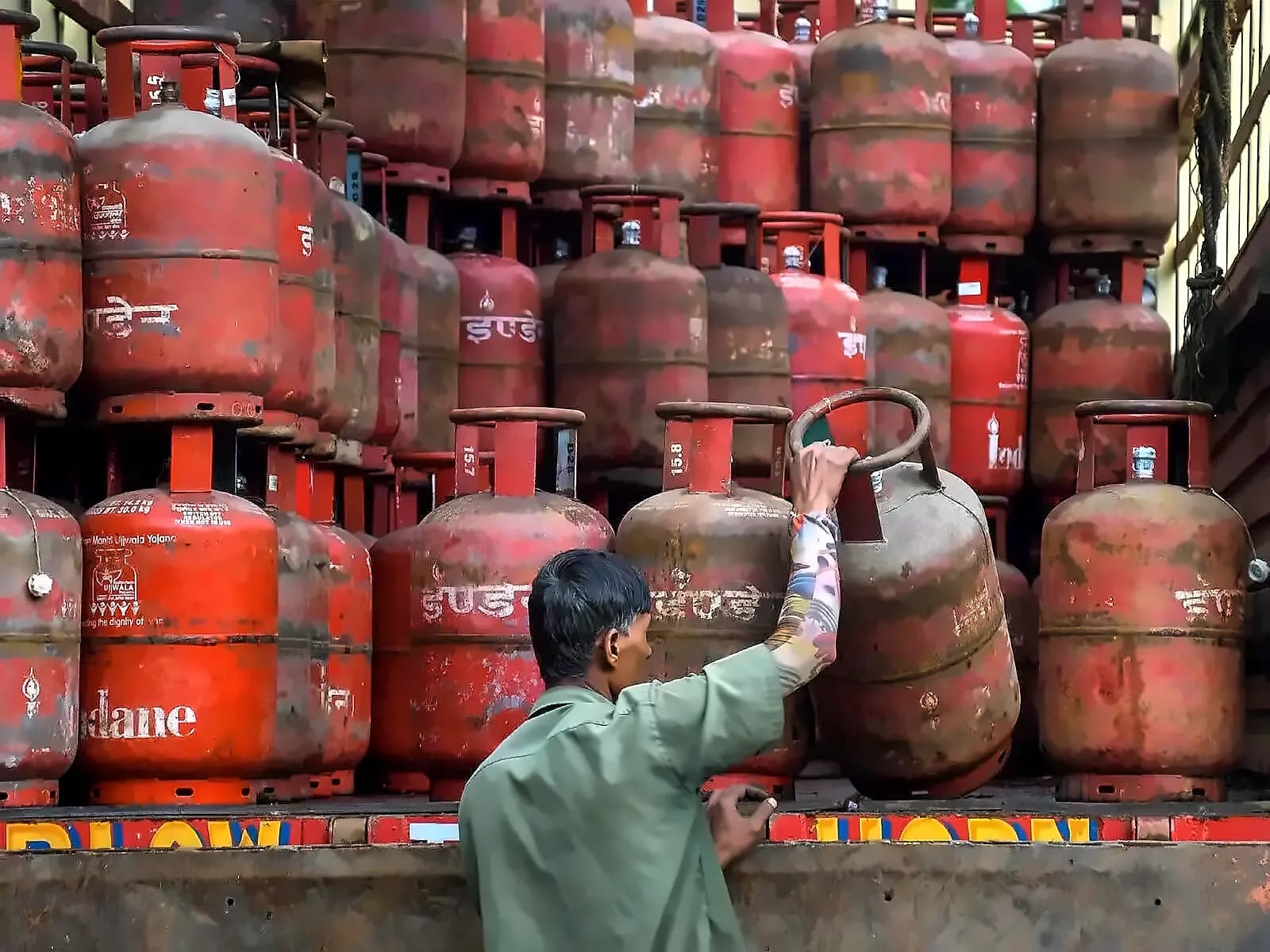 India has 78 days crude stock, 13 ships still stranded: Parliament