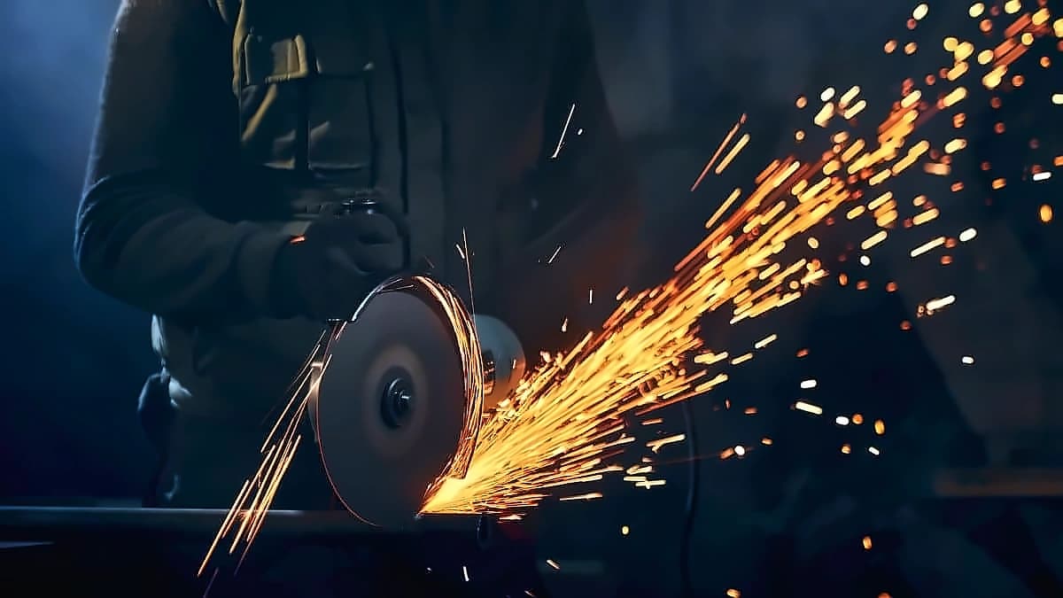 India Manufacturing PMI Hits 4-Year Low at 54.2 in June