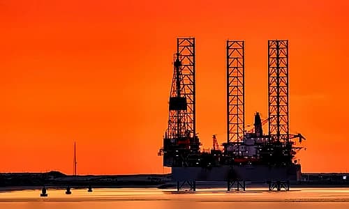 India Plans First Post-Conflict Oil Shipments Through Hormuz