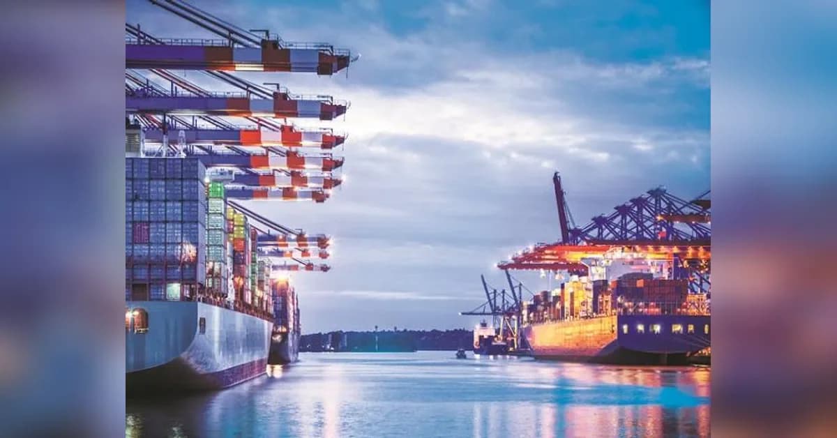 India's current account surplus narrows to $7B as trade deficit widens