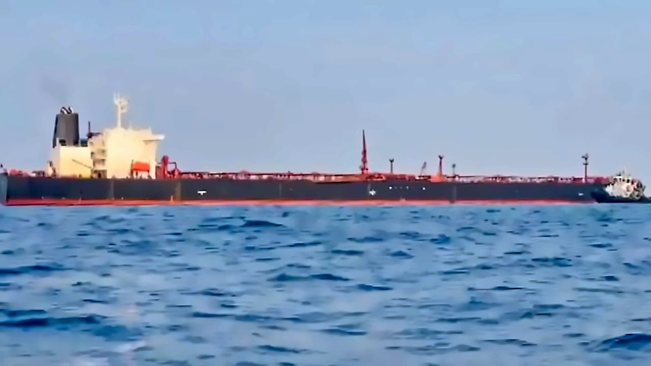 India Emerges as Second-Largest Russian Fossil Fuel Buyer