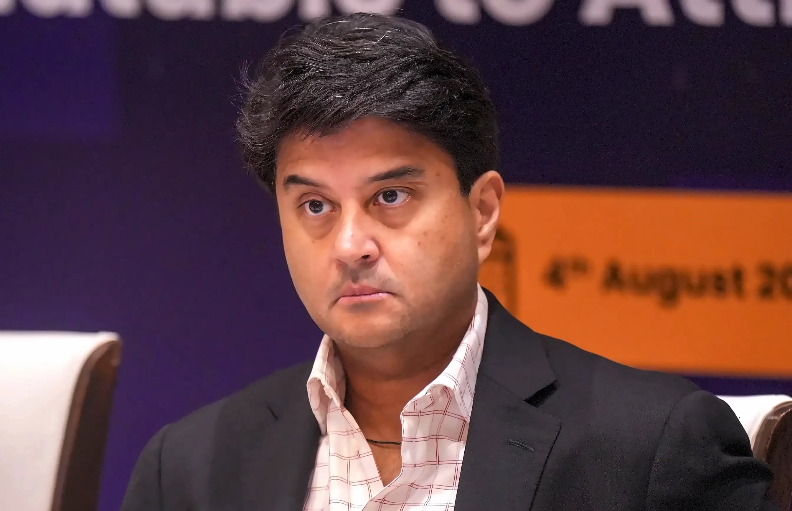 India targets 1 billion 5G users by 2030 as networks evolve to AI-ready 6G