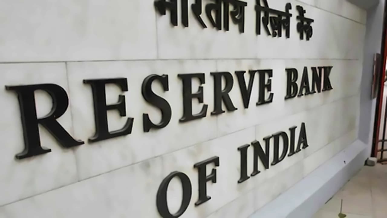India bonds hit 3-year high as RBI OMO sales drive sell-off