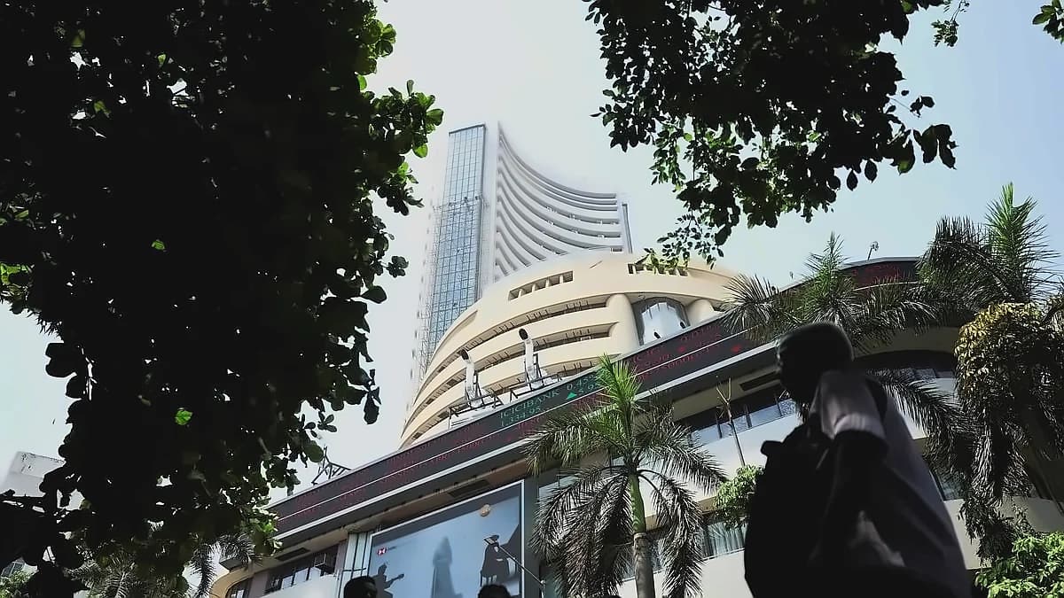Indian markets crash 600+ points as rupee hits record low, oil at $110.8