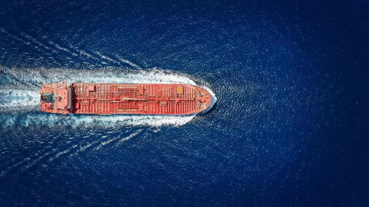 US Senate Revives 100% Tariff Threat on India Over Russian Crude