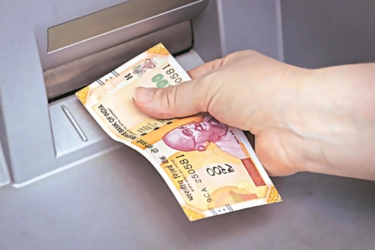 India's Cash Infrastructure Struggles Amid Inflation and Rate Pressure