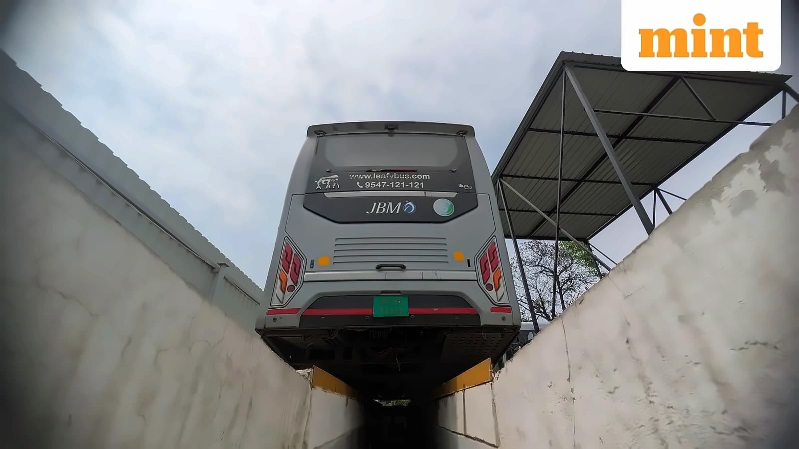India's e-bus market hits 5,300 units in FY26 with ₹9,852 cr loan scheme