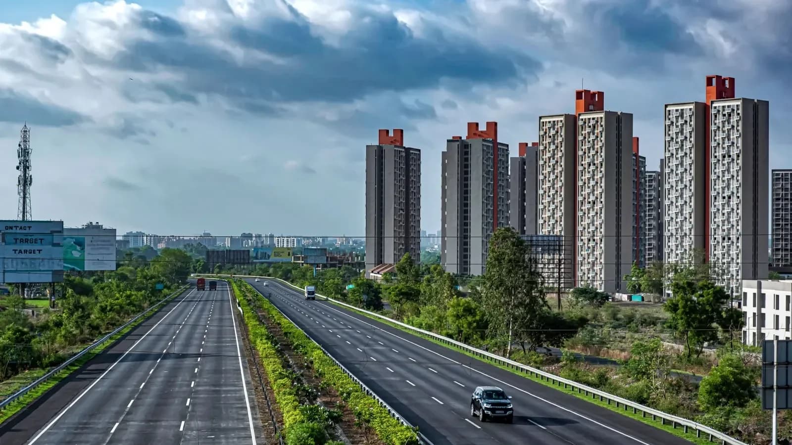 India's Infrastructure Investment to Hit ₹24 Lakh Crore: Crisil