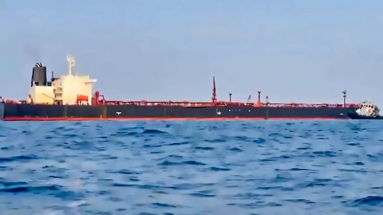 India's oil import bill surges 61% to $49.8B as US-Russia sanctions threaten supply