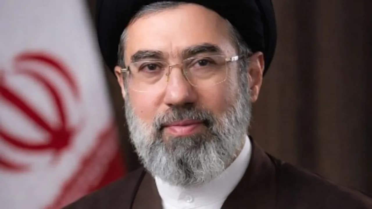 Iran's Khamenei Urges Gulf Rulers to Identify 'Real Enemy'