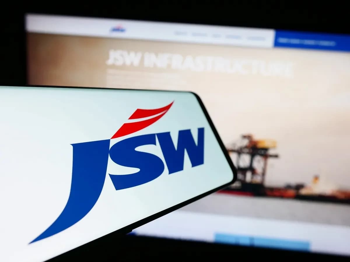 JSW Infra Q1 profit drops 9.9% to ₹346.63 crore; Nomura raises target to ₹392