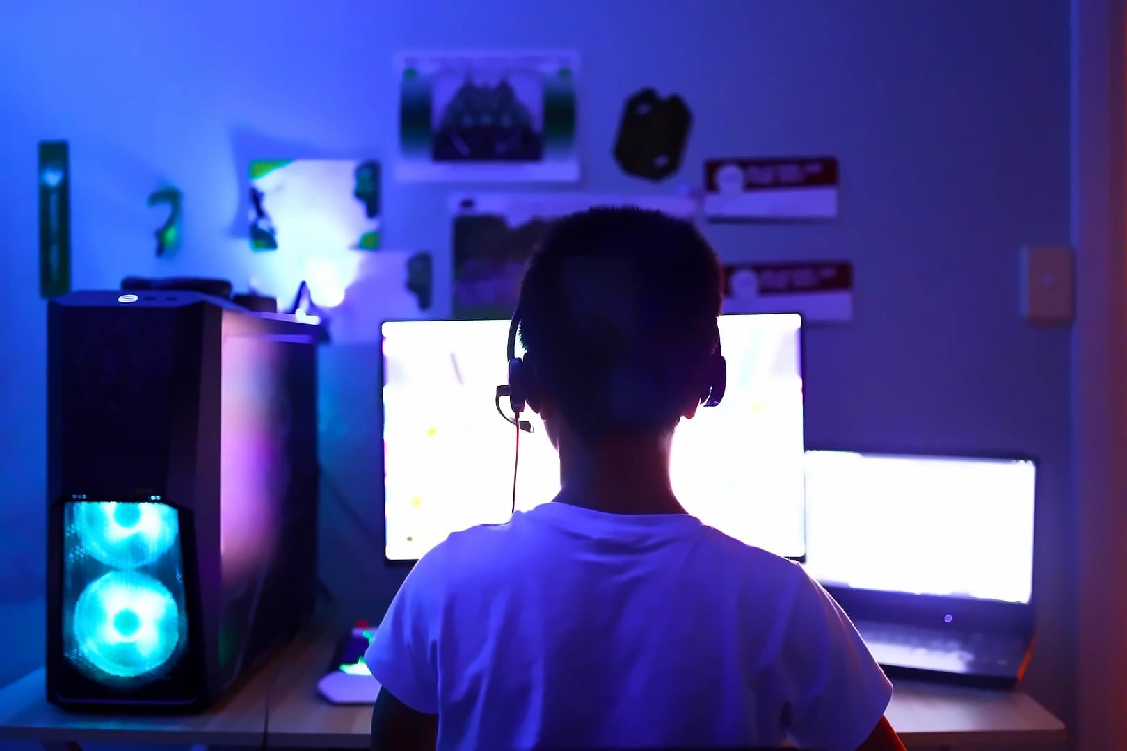 Google AI search poses 'unacceptable risk' to kids per Common Sense report