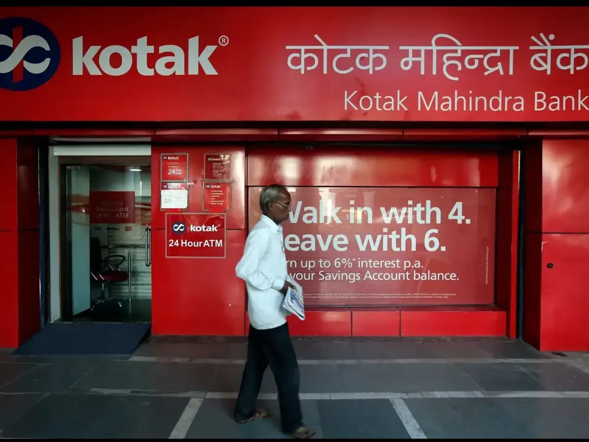 Kotak Mahindra Bank recommends two internal CEO candidates