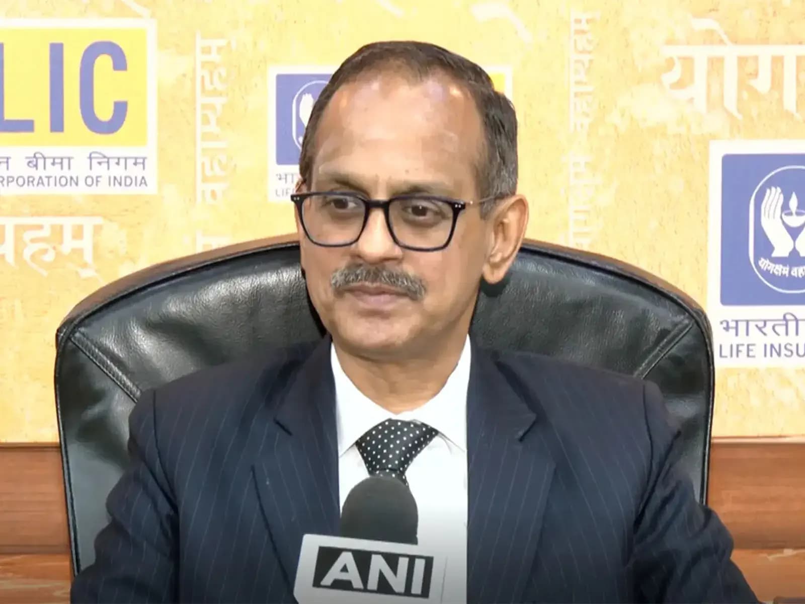 LIC CEO rules out immediate stake sale, focuses on growth