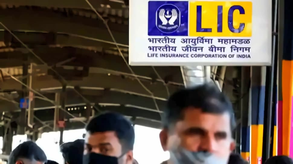 LIC Q4 profit jumps 23% to ₹23,420 cr, launches new plans