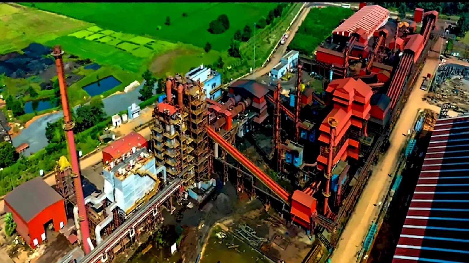 Lloyds Metals approves ₹1,550 cr NCDs, 907,400 MTPA DRI expansion