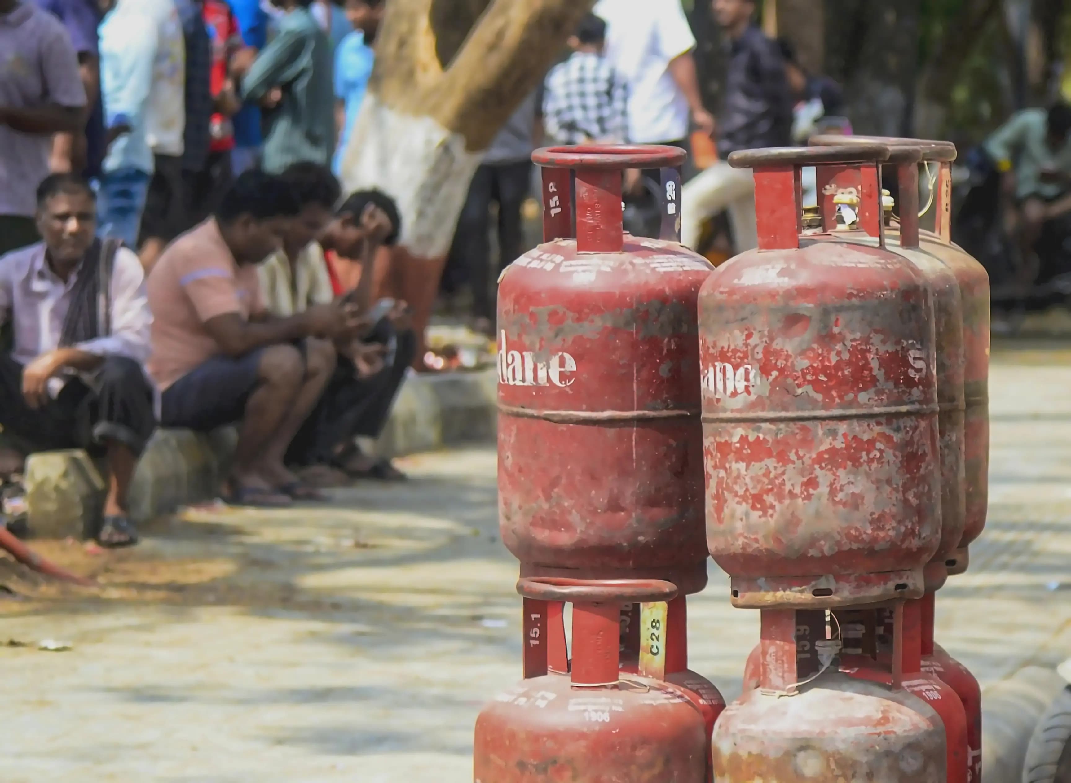 LPG distributors oppose strike, seek dialogue for commission hike