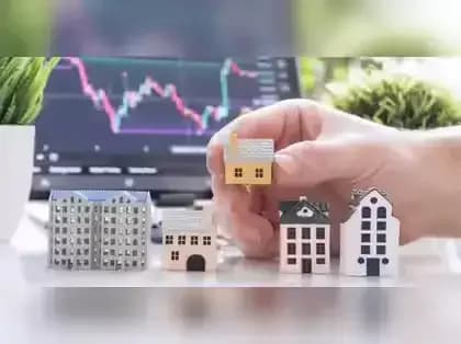 Madhusudan Kela buys ₹120 cr ultra-luxury flat as DLF's Dahlias shows strong sales
